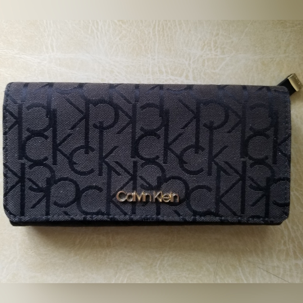 Calvin Klein Monogram Logo Wallet Clutch Black